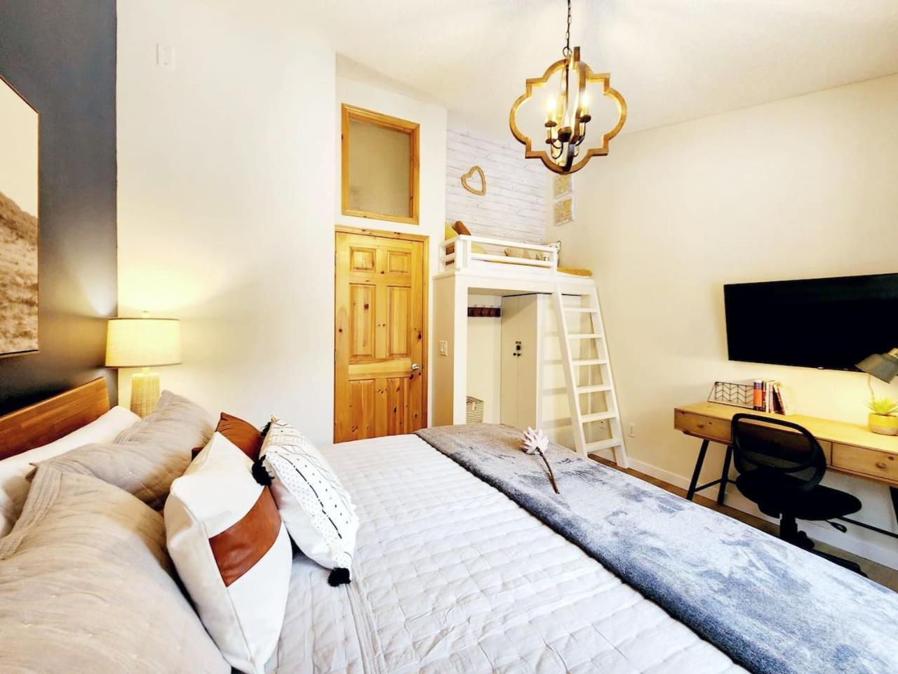 Scenic 2br Haven With Mtn Views Near Dt Banff * Canmore